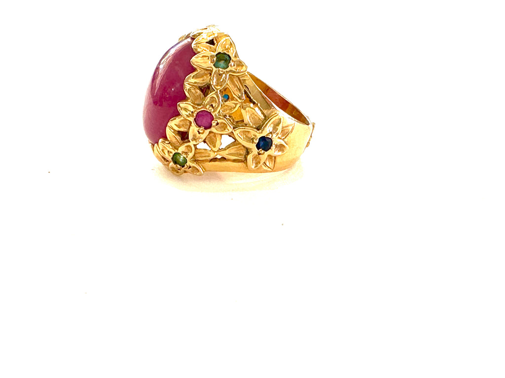Royal Ruby gold Ring