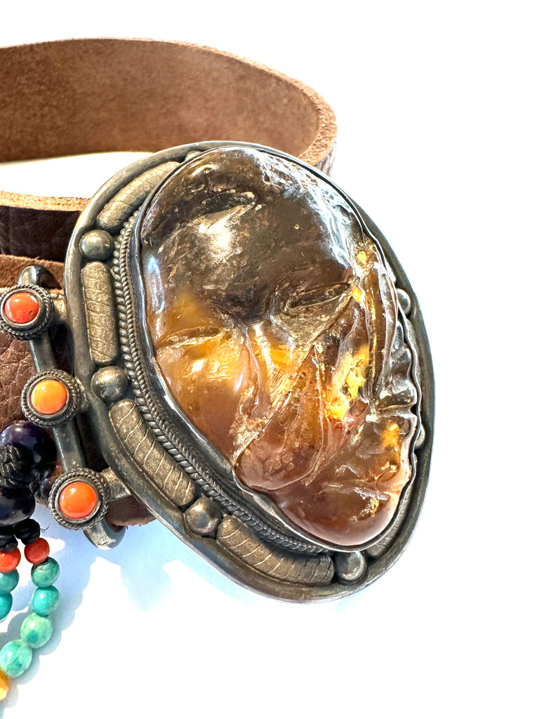 Brown leather belt with Caved Amber buckle