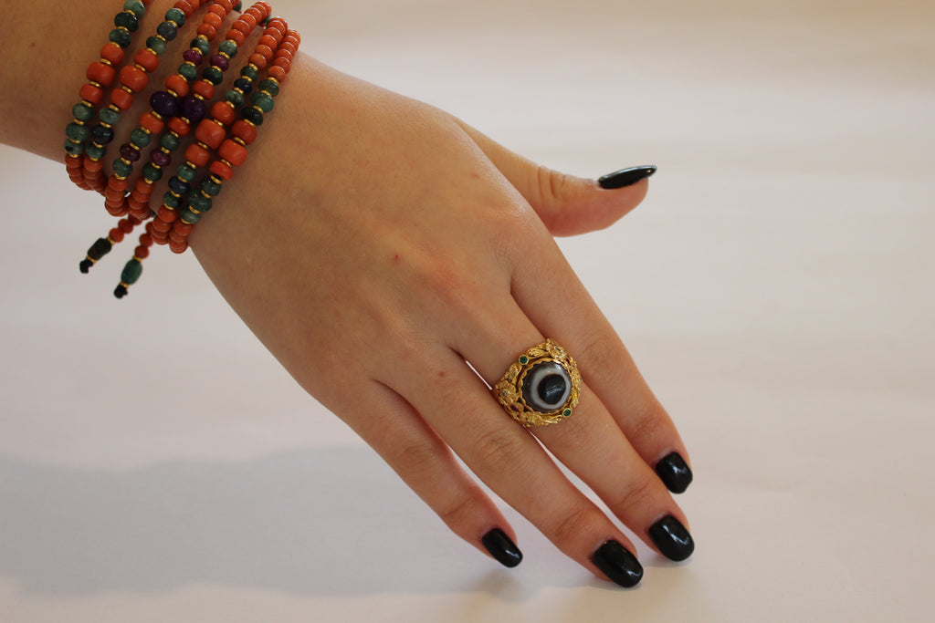 Ancient agate Look me gold ring